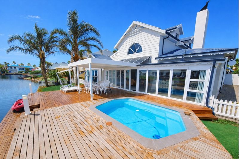 4 Bedroom Property for Sale in Marina Martinique Eastern Cape